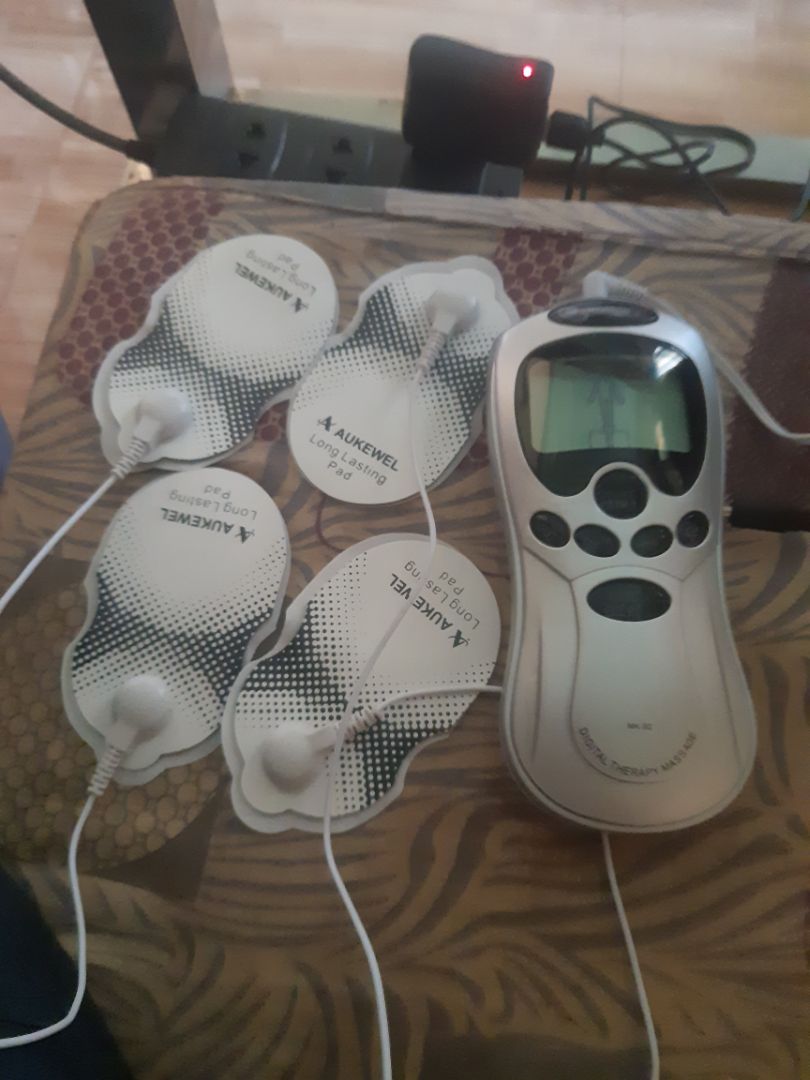 phù hợp với máy không chính hãng. đóng gói kỹ và giao hàng nhanh chóng. chất lượng hơn miếng dán kèm theo máy. 
Thank Shop