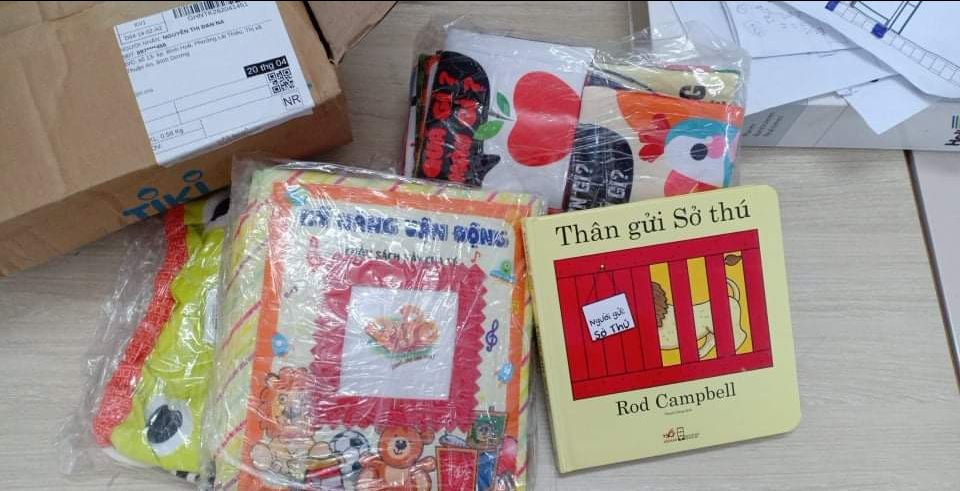 Sách đẹp, mới được đóng gói cẩn thân. sẽ ủng hộ shop lần sau. thanks