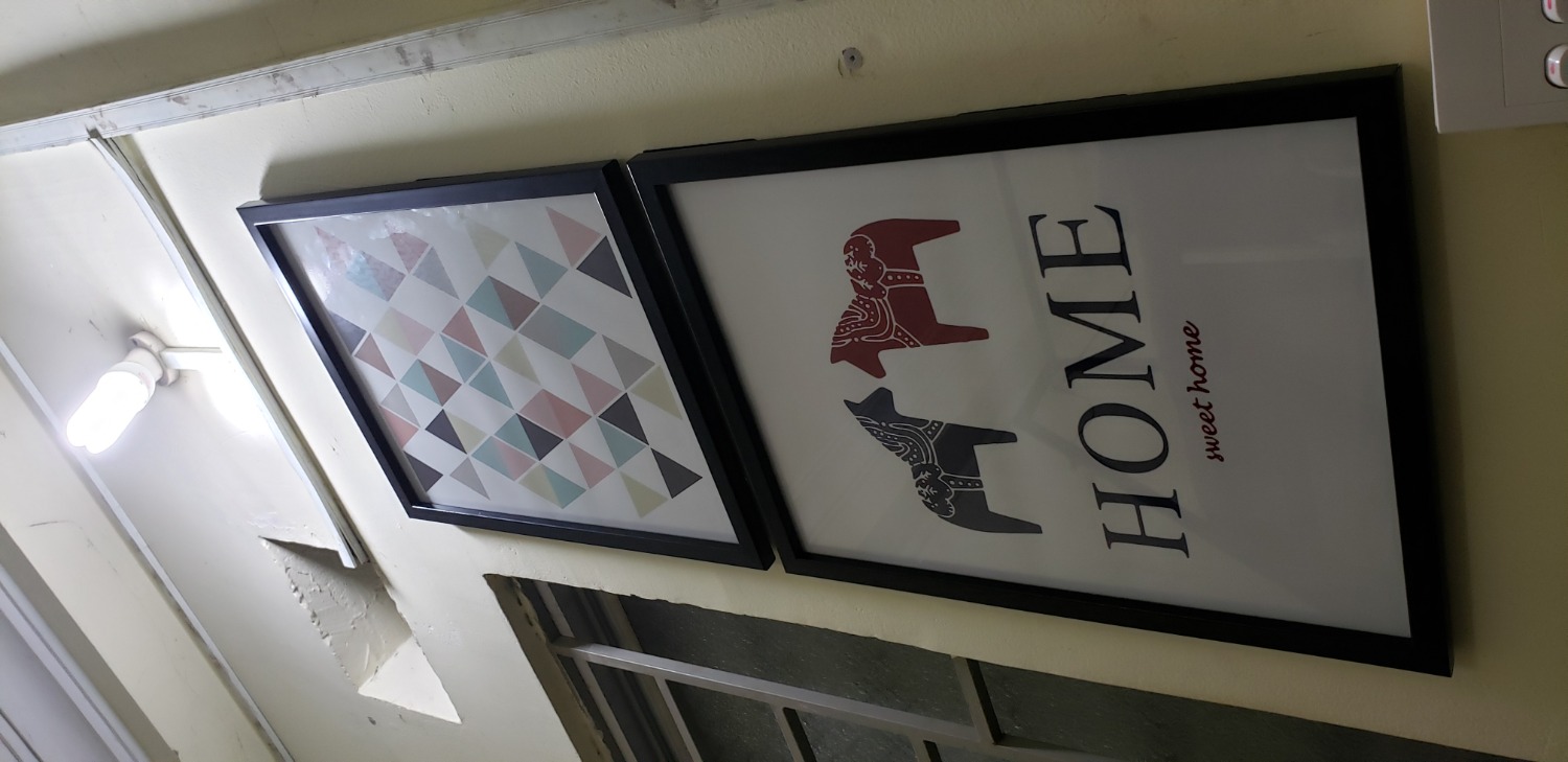 Ấn tượng đầu tiên là đóng gói rất cẩn thận.
Hai bức tranh đúng như kỳ vọng vì chất lượng ảnh rất tốt.