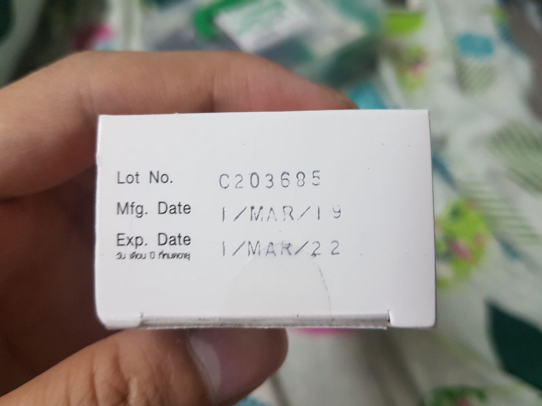 Nhà cung cấp Khải Toàn đã cố tình che date của sản phẩm, rồi dán date khác lên. Cảm thấy không được vui khi nhận sản phẩm như thế này. Nếu ai có mua thì mua của NCC khác để được date mới hơn. Nhà cung cấp Khải Toàn đã cố tình che date của sản phẩm, rồi dán date khác lên. Cảm thấy không được vui khi nhận sản phẩm như thế này. Nếu ai có mua thì mua của NCC khác để được date mới hơn.