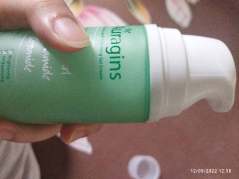 chưa dùng nên chưa biết , vì trời mưa nên hàng giao đến bị ướt rách cả hộp giấy nhưng sản phẩm vẫn ok chấp nhận được :((( hơi thất vọng vì hãng làm sản phẩm bị lệch hở ra như hình nhìn khá mất thẩm mĩ