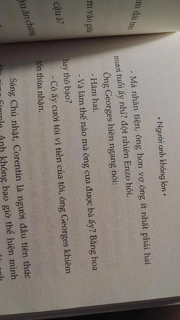 mua trên tiki hời hơn mua ở ngoài rất nhiều, sách đến tay mình hơi móp một chút nhưng vẫn rất okela luon, còn nội dung thì mng nên tự thưởng thức để có những đánh giá riêng nha☺