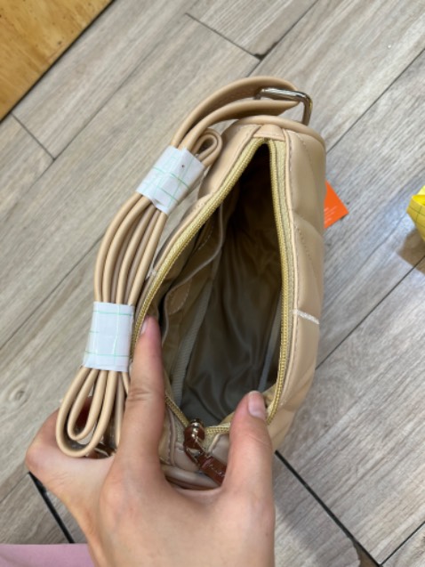 Hàng xin qá da tốt mền mà hk mất form thích qá shop ơii mãi ủng hộ shop yew yew 🥰🥰