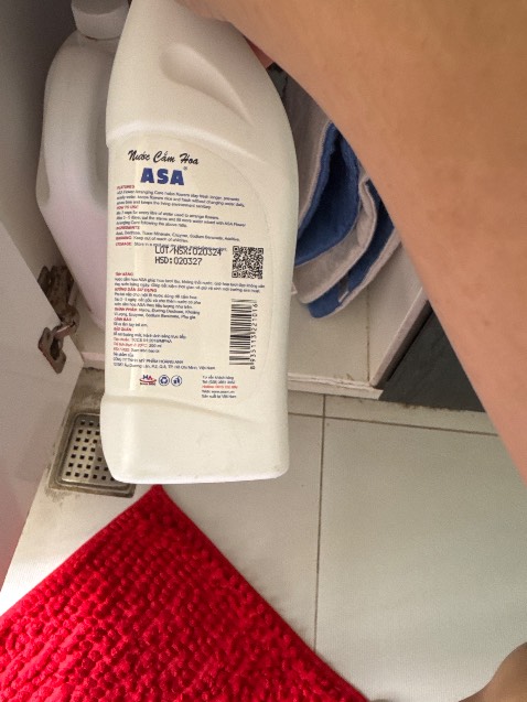 Nước cắm hoa giữ hoa tươi lâu, rất đáng mua