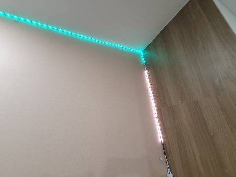 Vừa hì hục treo cả buổi thì bị lỗi bóng, chỉ hiển thị được màu xanh (green), chuyển qua màu khác thì chỉ có 1 đoạn ngắn lên màu, các đoạn còn lại đều không sáng. Vừa hì hục treo cả buổi thì bị lỗi bóng, chỉ hiển thị được màu xanh (green), chuyển qua màu khác thì chỉ có 1 đoạn ngắn lên màu, các đoạn còn lại đều không sáng.