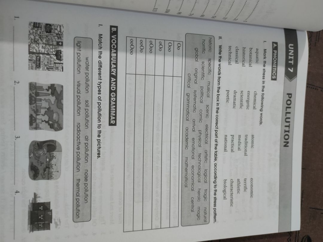 Sách chất lượng, đa dạng bài tập và bám sát sách.