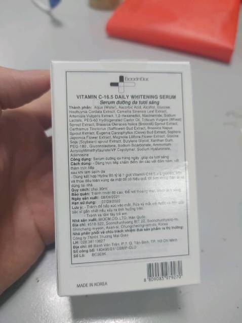 Check mã là hàng chính hãng nha mn, chất lượng mà giá thành lại hợp lí, mình sử dụng đc 1 tuần rồi thấy da ẩm căng hơn. Mong là sẽ có kết quả tốt ……….