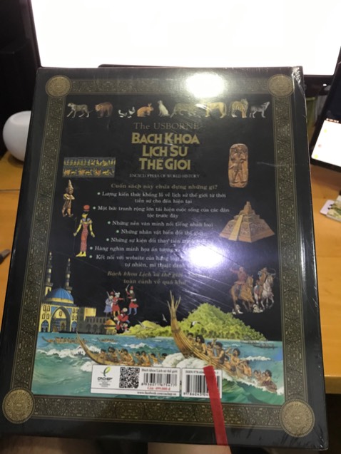 Sách cực kì chất lượng, nội dung rất nhiều thông tin thú vị và bổ ích, hình ảnh trực quan kích thích sự tò mò. Tiki đóng gói rất cẩn thận.