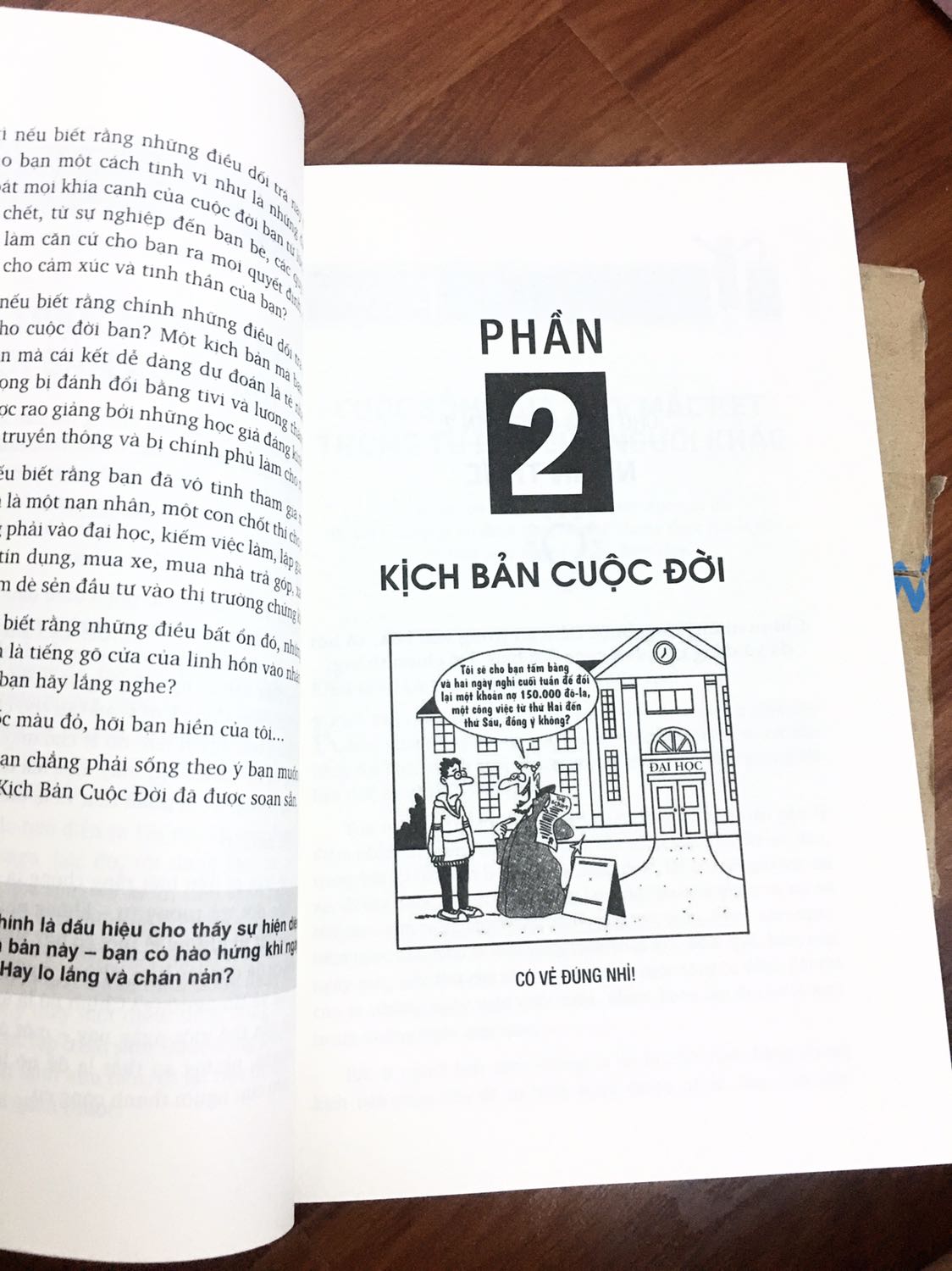 - Bìa sách rất đẹp và lạ luôn! Chữ và hình ảnh in nổi rất lạ
- Mình mới lướt sơ qua mục lục và tiêu đề các phần chưa đọc nah, nhưng tiêu mục thôi là thấy thú vị. Có thể đọc tên sách tưởng chỉ thích hợp cho các bạn muốn khởi nghiệp kinh doanh,  không chỉ vậy đâu, mình thấy “khởi nghiệp” cuộc sống theo ý mình nữa đó
- Sách của Trí Việt - First News xuất bản mình mua và đc tặng nhiều rồi và ko làm mình thất vọng
- Nhận hàng của TIKI luôn luôn hài lòng với đóng gói
Là ấn bản đầu tiên nên Mua liền 3 quyền để đọc và tặng ??❤️