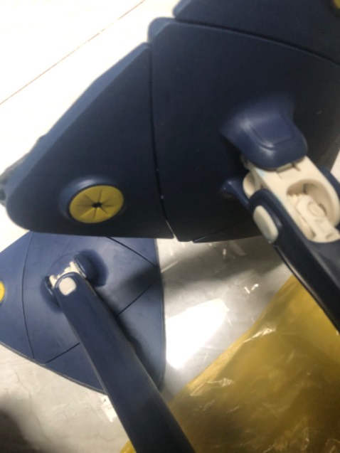 1 cái thì không kéo nên k  được ,1 cái thì kéo được 1 bên , hàng không như quảng cáo????