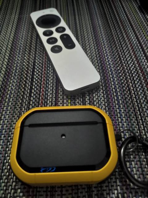 Rất là ưng ý 👍 có điều hơi dày nên magsafe hít yếu