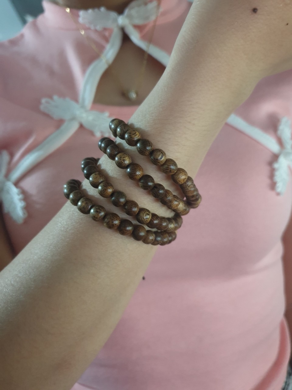 vân đẹp, thơm , hài lòng về sản phẩm. giá cũng tốt nữa sẽ giới thiệu cho người thân ủng hộ