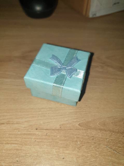 Vòng tay đẹp sáng, giá hợp lý. Cám ơn shop.