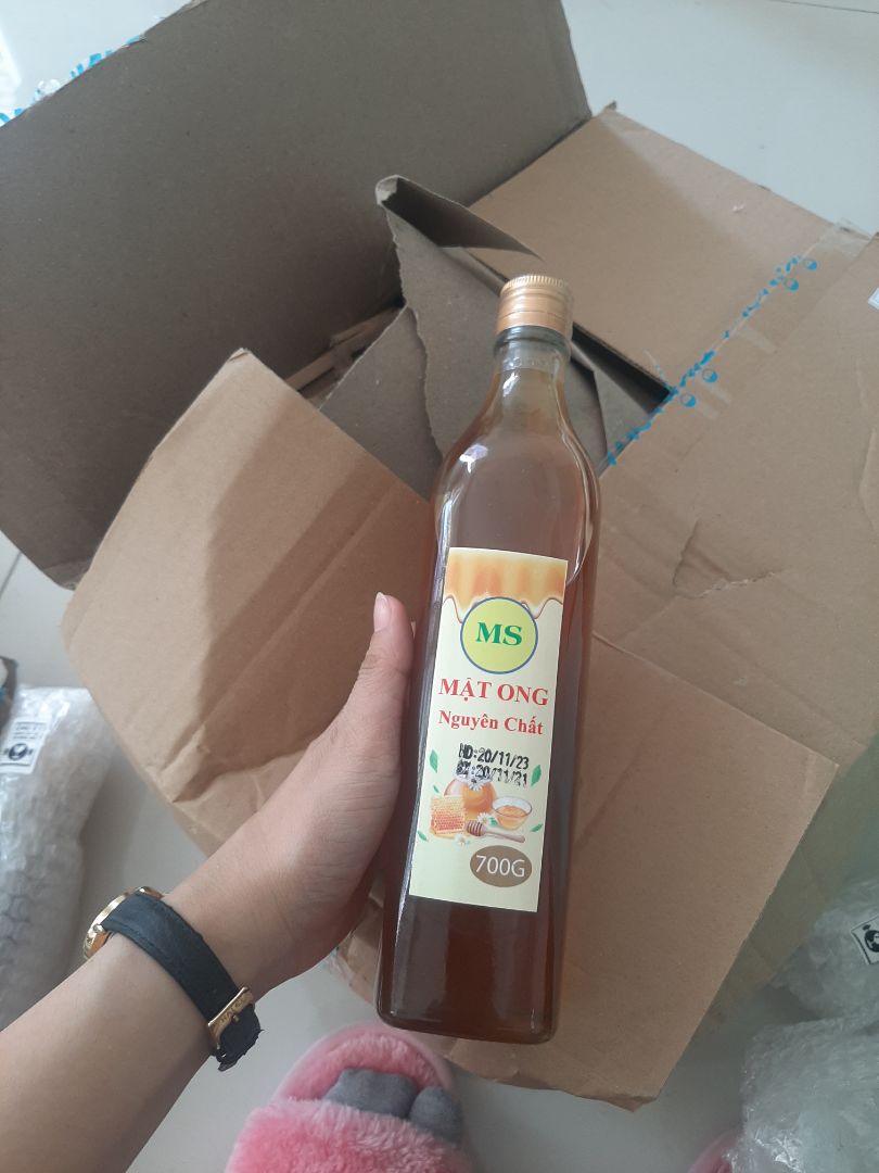 Mình mua vì chai đang dùng sắp hết. Cũng chưa dùng thử ntn nhưng đọc đánh giá thấy ok nên mua thử. Đóng gói thì cẩn thận, chai còn nguyên vẹn không bể.