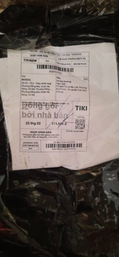 Giao sai bạt đã đổi đi đổi lại 3 lần mà lần nào cũng không đúng tôi đề nghị tiki hoàn tiền