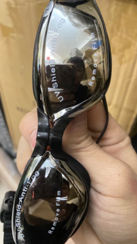 Mình nhận đc hàng r, sp y như quảng luôn ưng hết cả mình 
Tiki giao hàng thì siêu nhanh mới sáng htrc đặt hsau đã nhận đc hàng r. Đã v a ship còn nhiệt tình hỏi thăm cả sức khoẻ nhà mình chứ 🤣
Nhắn tin cho shop để hỏi về sp thì sp tư vấn quá nhiệt tình, nên mua nha cả nhà 🥳