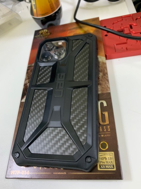 Ốp đẹp, Chắc chắn, Bảo vệ máy rất an toàn. Đúng các Cụ bảo ko sai “Tiền nào của đó”, “Đắt sắt ra miếng”