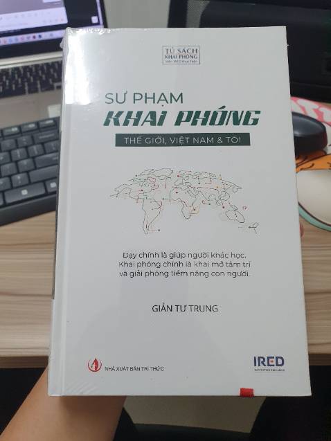 Sách giao còn mới, được bọc kiếng, đọc qua 1 vài trang thôi nhưng thấy đây là cuốn sách cần thiết không chỉ cho các nhà giáo, mà còn cho các bậc cha mẹ và những ai quan tâm đến giáo dục.