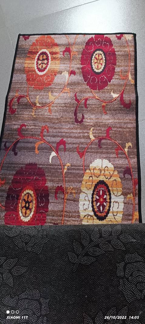 Mua màu này bán mẫu khác tôi ko thích bỏ rác.toi sẽ ko bao giờ mua bên này nữa