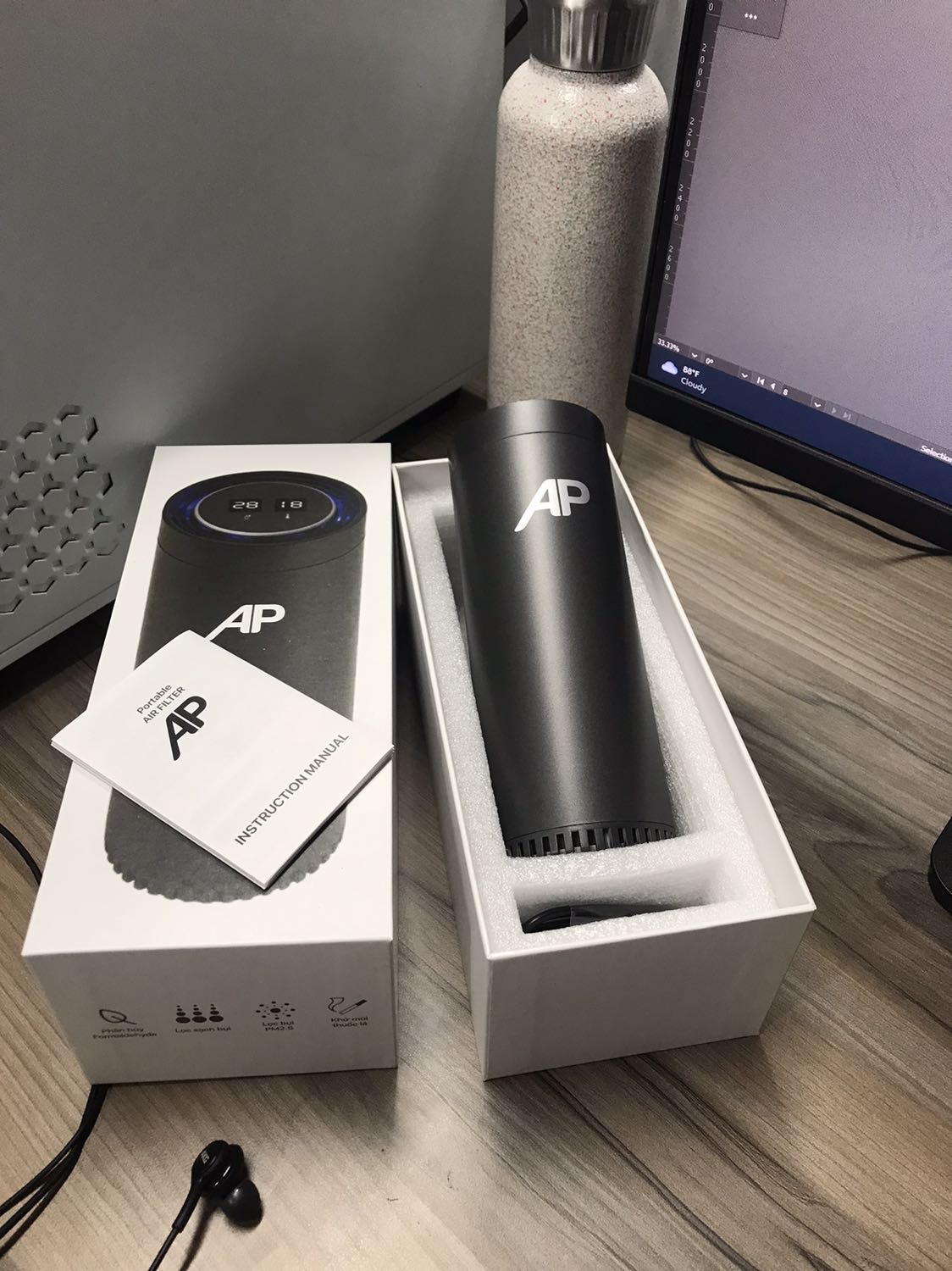 Máy detail rất đẹp. Dùng trên oto và trong phòng mang đến hiệu quả rõ rệt. Sẽ mua thêm để trang bị cho nhà mình