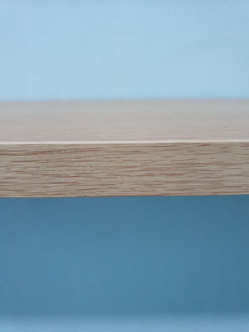 sản phẩm đẹp, chắc chắn nhưng khâu lắp ráp khá cực công, người nghiệp dư như mình phải rất trầy trật khó khăn để khoan đục tường, nên nếu đc thì mất thêm phí nhờ thợ lắp cho nhanh gọn.