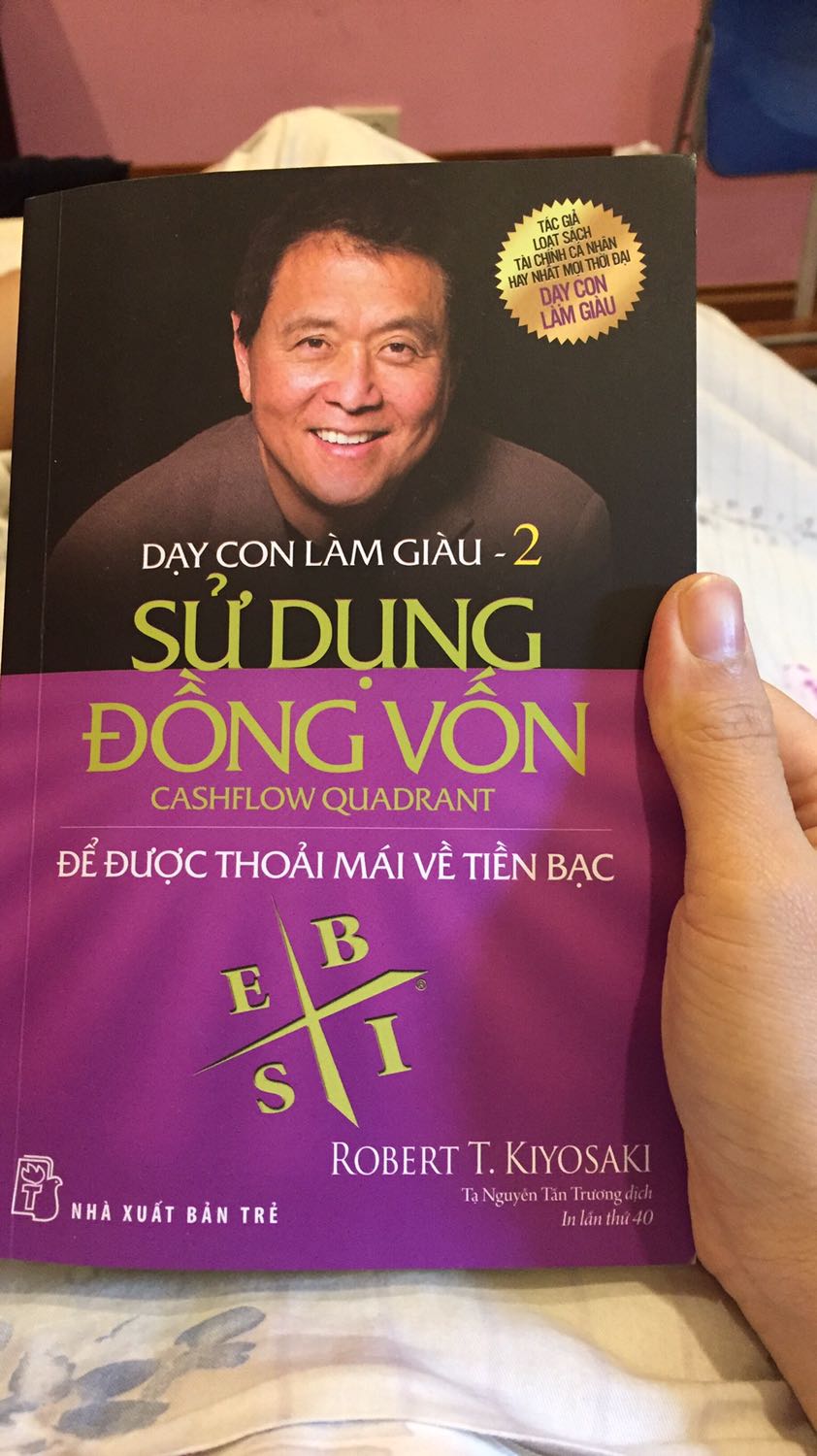 Sách nói về Kim tứ đồ, ông chỉ cho ta biết mình đang ở đâu và diễn giải chi tiết cũng như cách chuyển từ bên trái sang phải kim tứ đồ.