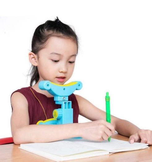 Rất hiệu quả, bé vào dáng chuẩn khi ngồi học nhé, có cái núm xoay giúp thay đổi độ cao rất linh hoạt.