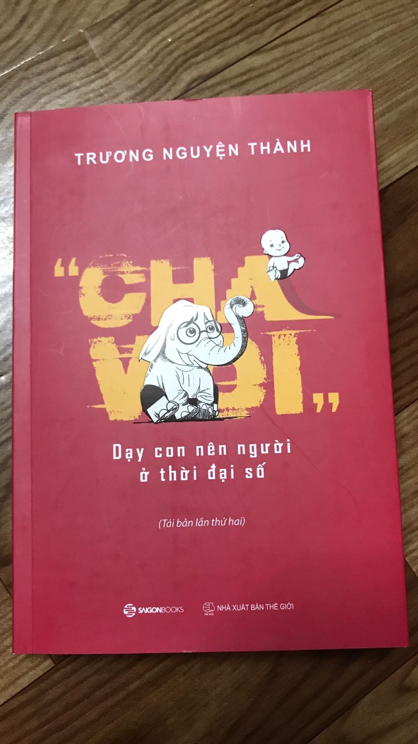 Quá trình sống trải nghiệm của tác giả là nền tảng để nuôi dạy con cái. Kết hợp với tư tưởng dạy con kiểu Việt, Nhật, Mỹ, Đan Mạch có chọn lọc + quá trình quan sát con các. Tác giả đã đúc kết được cách dạy phù hợp trong thời đại số này. Mỗi nhà mỗi cảnh nên cần đọc, thấm, nghĩ và xây dựng pp phù hợp với gđ mình như tác giả. Cuốn sách rất hay, gần gũi, thực tiễn. Đọc 2 lần rồi.