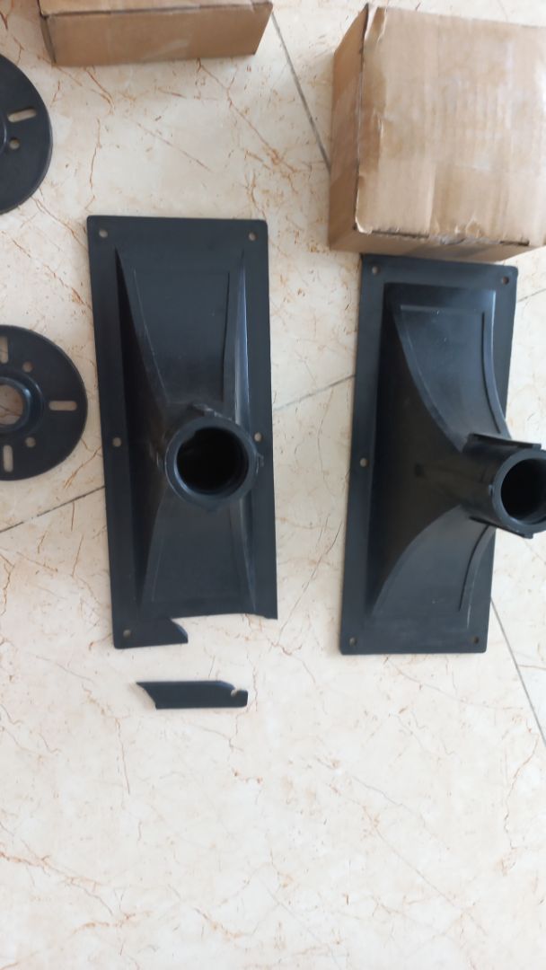 đắng lòng sáng nay nhận đươc hàng như vầy..😪 loa bể ,kô có con ốc nào bắt vô củ loa..