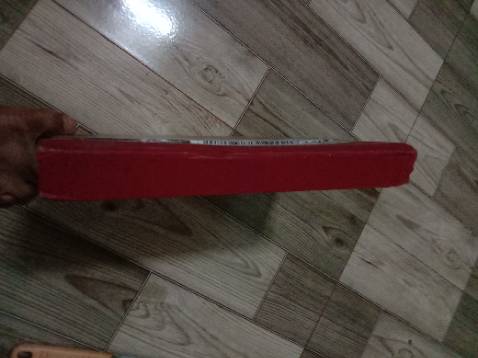 Sách hơi cong và dán không dk chắc chắn.giao nhanh.