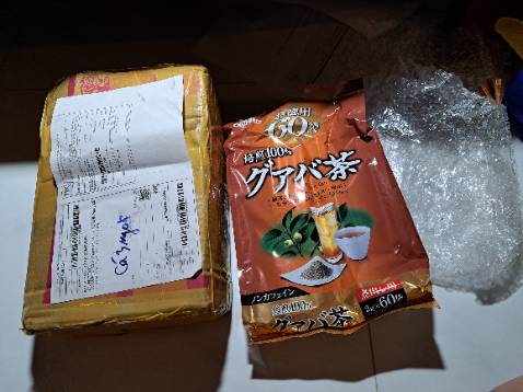 Combo gồm trà ổi và trà diếp cá mà sao giao có 1 trà ổi vậy shop?