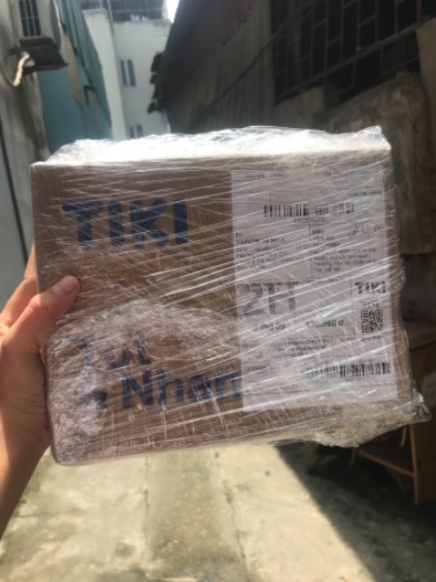 Mua rẻ hơn 53k, nhưng ship hơi đất ạ, truyện đẹp và hay