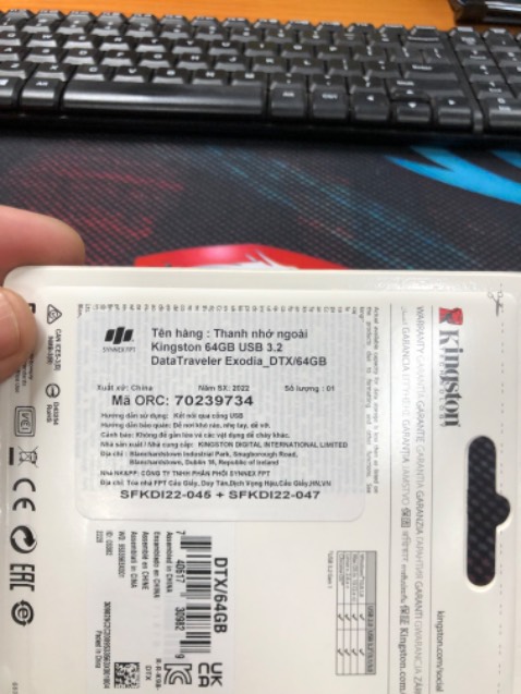 Usb thì như hình nhưng tốc độ chậm. Usb thì như hình nhưng tốc độ chậm.