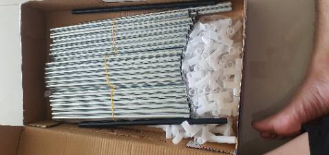 Chất lượng tủ phù hợp tầm giá, nhựa khớp nối cần từ tốn một chút, mình dùng lực nhiều quá nên bị gãy vài cái. 😆
Đúng như mô tả trên uảng cáo.