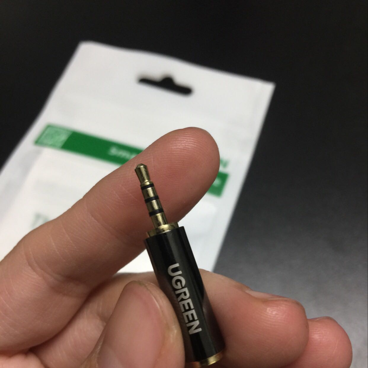 Người bán nên mô tả sản phẩm rõ hơn, nhiều ng bị mua nhầm giống mình. Hiểu là chuyển đổi từ cái nhỏ có thể dùng để cắm sang lỗ to ai dè ngược lại. Mô tả đực cái âm dương gì gì đó khó ai hình dung đc. Bẫy quá. Mình muốn trả hàng.