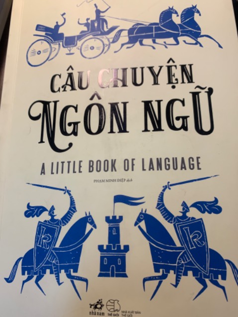 Mình là người miền Nam, nội dung trong sách sử dụng phương ngữ Bắc quá nhiều, khó tiếp thâu, có nhiều từ không hiểu nhiều cường điệu chỉ phù hợp khi người Bắc nói chuyện chứ không dành cho người Nam, nên mua sách nguyên bản tiếng Anh để hình dung câu từ văn phạm cho phù hợp vùng miền, sách xuất bản và người dịch đều ở ngoài Bắc đành phải chấp nhận