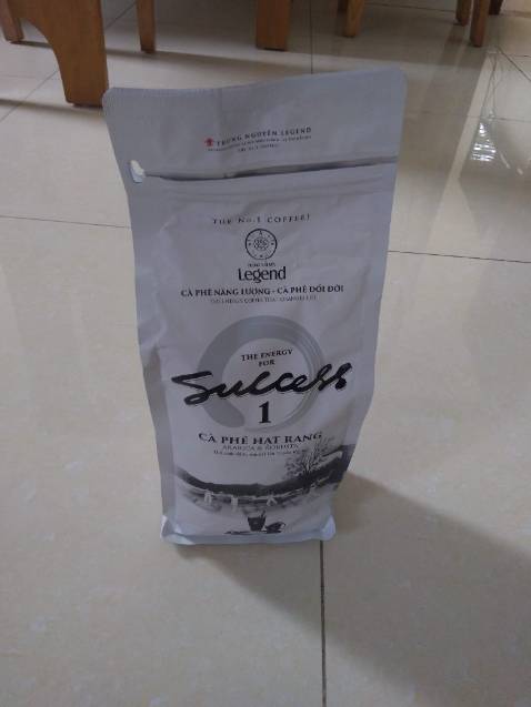 Đang trong mùa dịch nên giao hàng có lâu một chút xíu. Thông cảm được. Về chất lượng sản phẩm thì khỏi chê. Hương cà phê lần đầu tỏa ra từ trong túi nồng nàn làm mình không cưỡng lại được. Dùng pha phin hay pha brew cũng được. Đang trong mùa dịch nên giao hàng có lâu một chút xíu. Thông cảm được. Về chất lượng sản phẩm thì khỏi chê. Hương cà phê lần đầu tỏa ra từ trong túi nồng nàn làm mình không cưỡng lại được. Dùng pha phin hay pha brew cũng được.