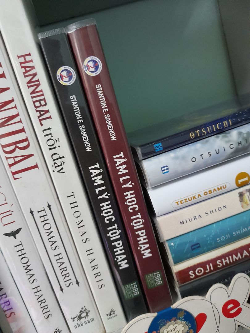 Sách bổ ích, hay, tiki giao hàng hơi lâu, gói hàng khá ẩu hầu như lần nào về tay hộp cg rách bơm, hy vọng tiki chú trọng hơn việc đóng gói hàng vì sẽ ảnh hưởng đến quyển sách