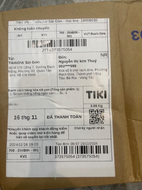 Ghi là tặng dù mà k có dù tặng nhé mn 
Thấy Tiki làm ăn k rõ ràng chút nào