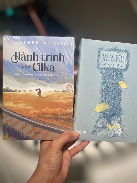 Bìa đẹp. Chất lượng giấy tốt. Cốt truyện nhẹ nhàng tình cảm.