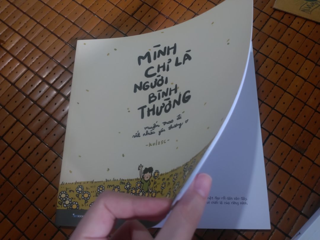 Đóng gói kĩ lưỡng, giấy đẹp, không bị cong góc sách