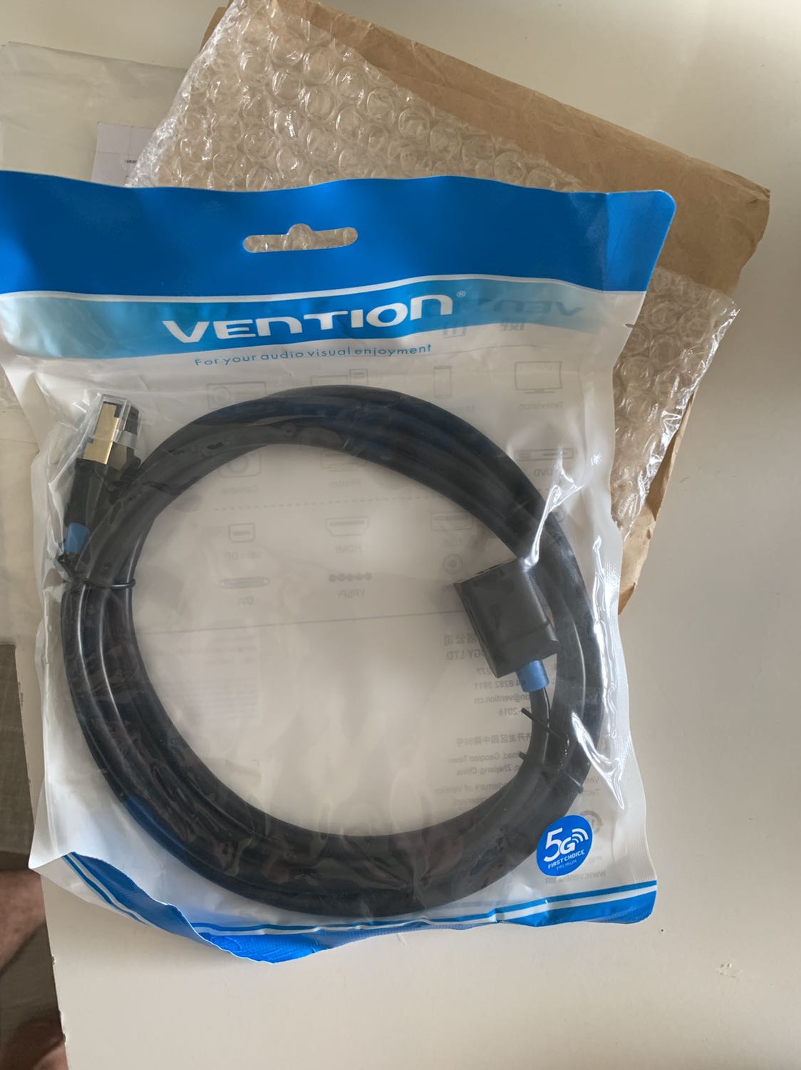 Minh dat 2 soi cap nhung chi nhan duoc 1 soi. Minh lien he shop thi shop dua ra li do la nhan vien dong hang da nghi viec, camera thi lau nen ko con du lieu. Minh cung cap hinh anh nhung shop ko chiu, doi video khi mo hang ma minh lai ko co.
Mot trai nghiem mua sam te hai. Minh doi gan 3 thang moi nhan duoc hang vi Covid van nhan duoc 1 nua.