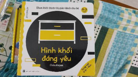 Hình vẽ đẹp,sắc nét,giấy dày đẹp,giao hàng nhanh từ HN vào TPHCM mất có 3 ngày,nội dung phù hợp với trẻ em,hy vọng bé nhà mình sẽ thích,hoàn toàn hài lòng