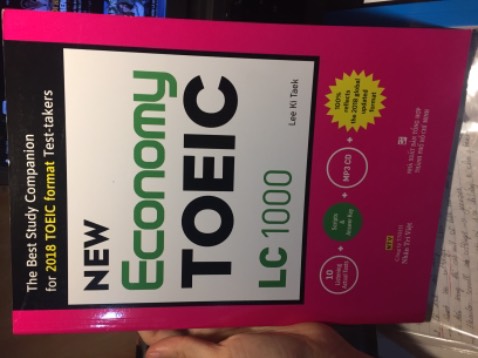 Sách hay, chất lượng giấy tốt, tranh ảnh nhìn rất rõ. Nội dung sách rất sát đề thi thật