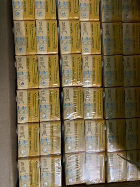 Giao hàng nhanh, sữa date mới sản xuất 1 tháng, thùng ko móp méo, rất hài lòng