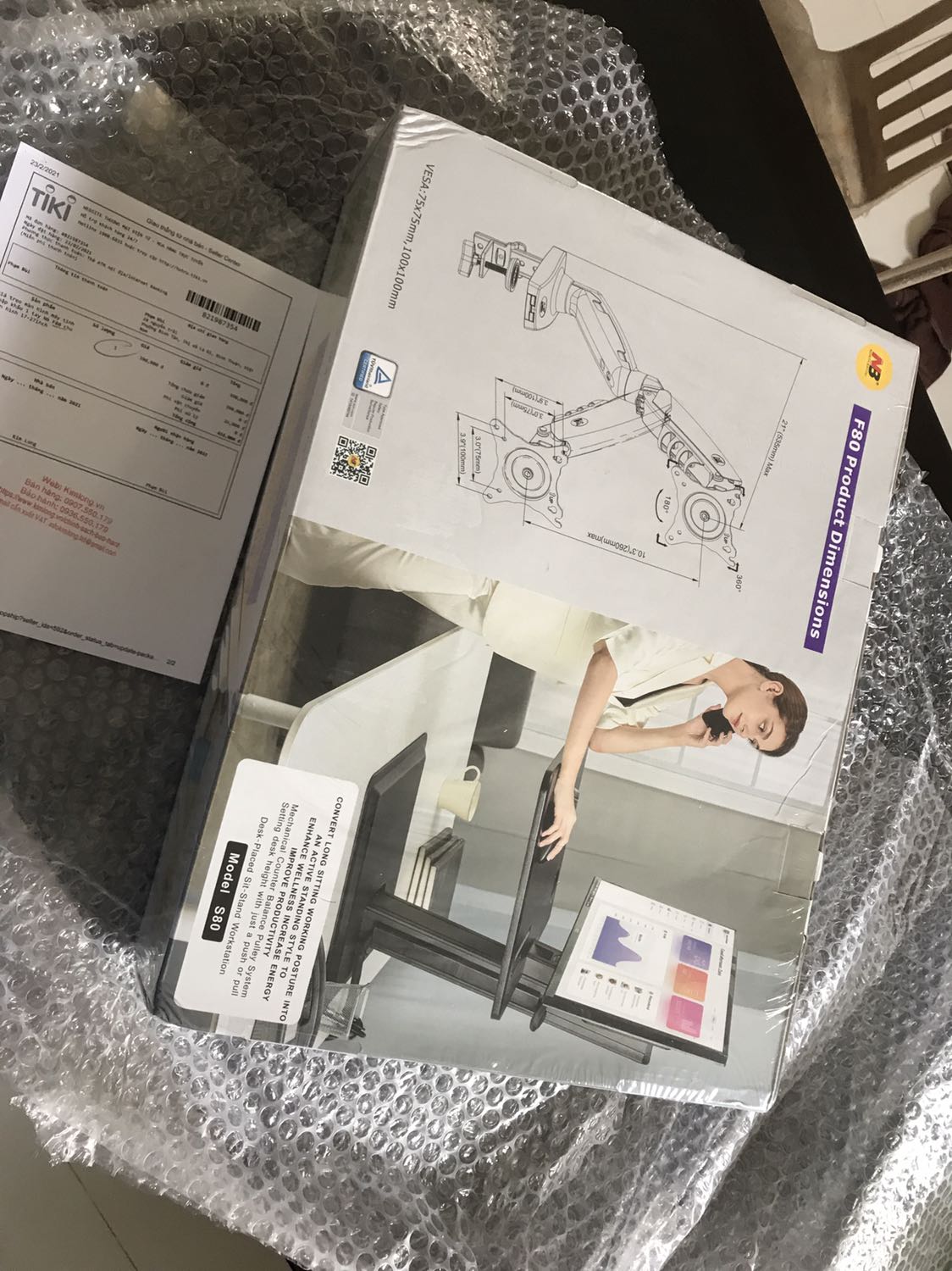 Cửa hàng tư vấn tốt. 
Ban đầu về chưa bik sd. Cần gắn màn hình vào mới chuyển động tay đòn lên xuống.
Sp cững cáp ok trong tầm giá