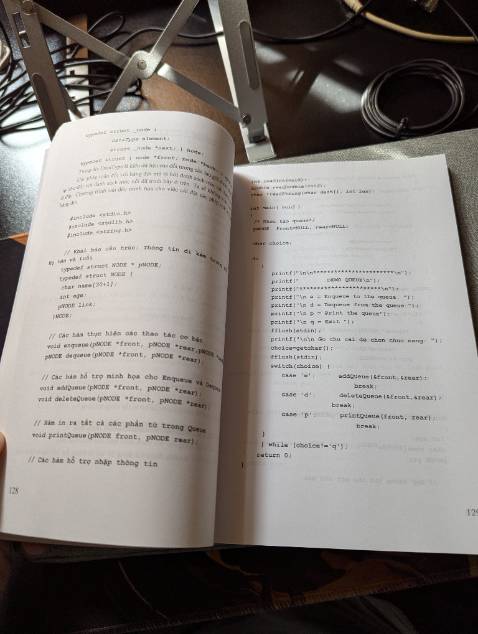 Sách xịn, giá phù hợp cho sinh viên. À mà sinh viên ngành CNTT mà cày hết cuốn này thì khỏi bàn luôn. 🙂‍↕️