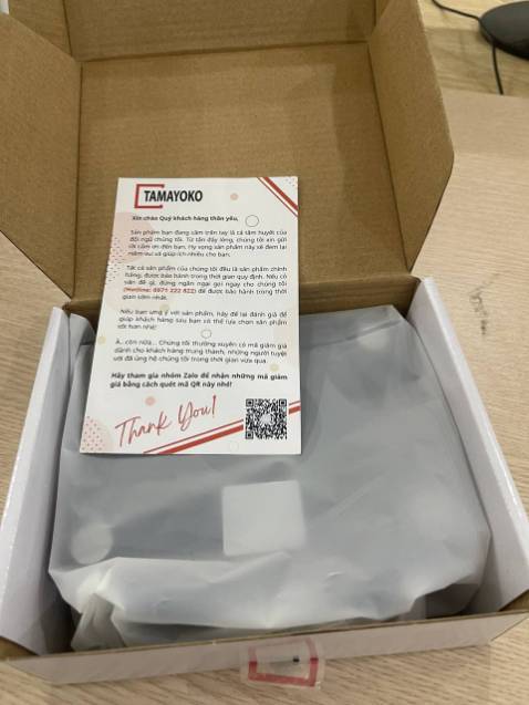 - Giao hàng nhanh 2h của Tiki không làm khách hàng thất vọng - Giá đỡ cứng cáp, chắn chắn. Hơi to nên phù hợp với để 1 chỗ chứ không cần di chuyển được. Hệ thống giá có thể nâng lên hạ xuống được nhưng giá như có thể điều chỉnh được cả phần giá đỡ để phù hợp với mắt người dùng thì OK hơn.