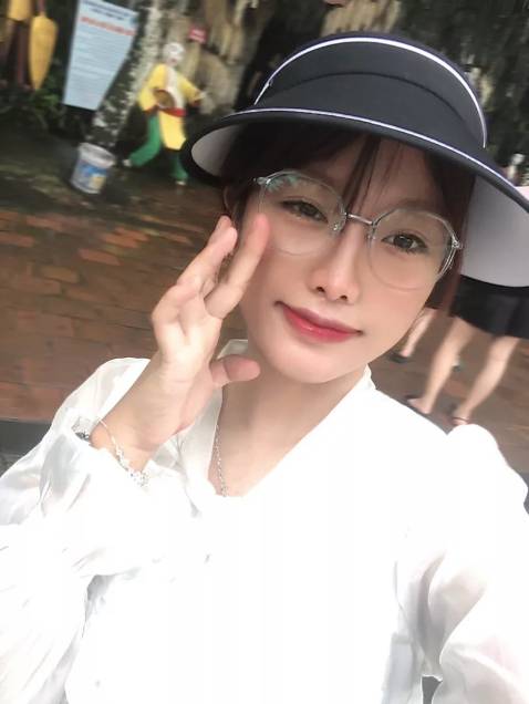 Hàng đẹp chất lượng giá rẻ nói chung là ổn.