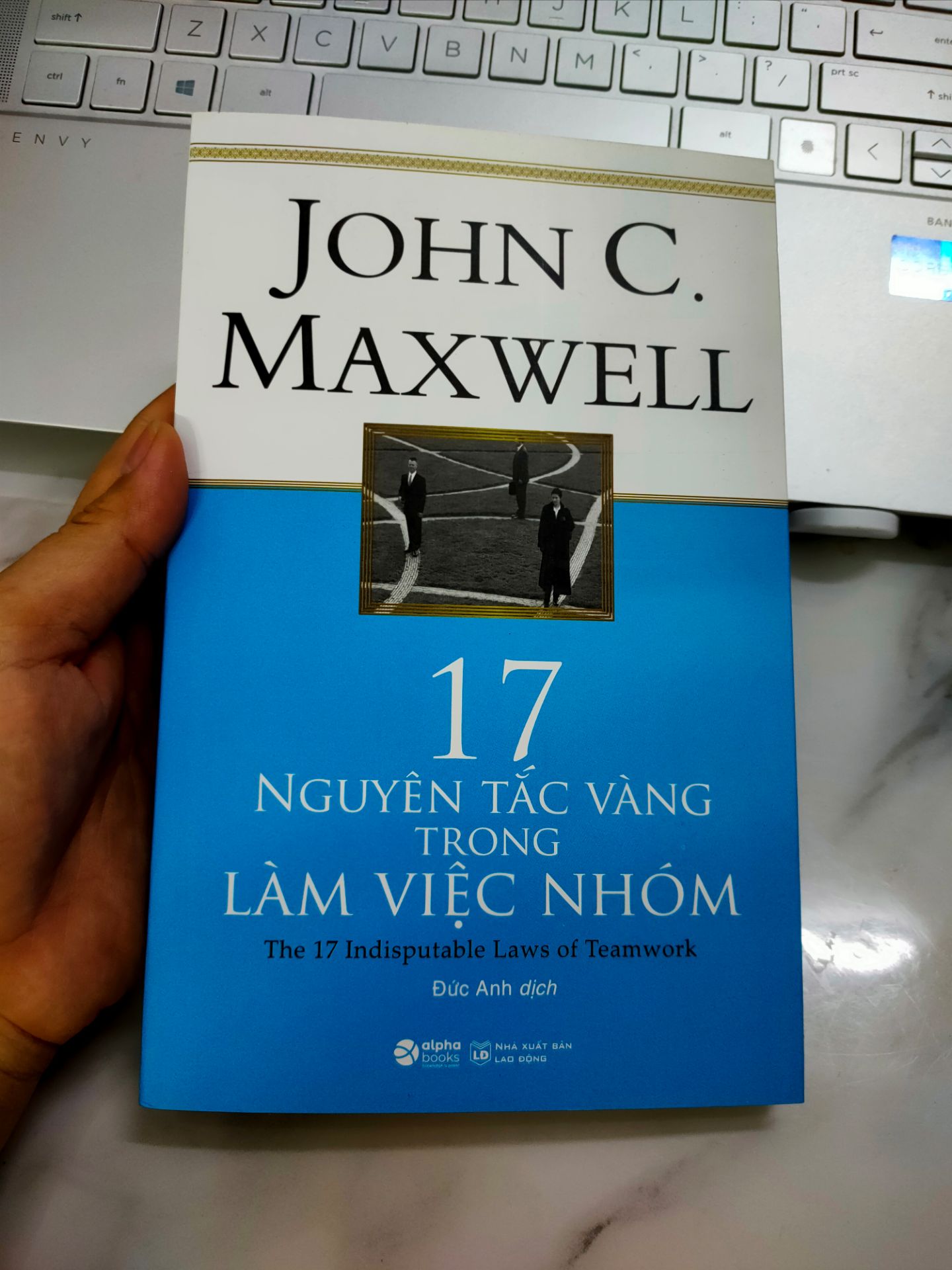 sách đóng gói cẩn thận, giao hàng nhanh, rất hài lòng 👍